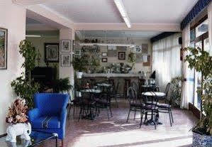 Hôtel Arcadia à Sitges Extérieur photo